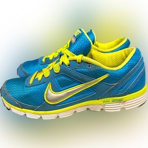 NIKE TURQUOISE NEON YELLOW WALK RUN SHOE 407847-401 SZ 8 01/29/10 05/25/10 TRAIN